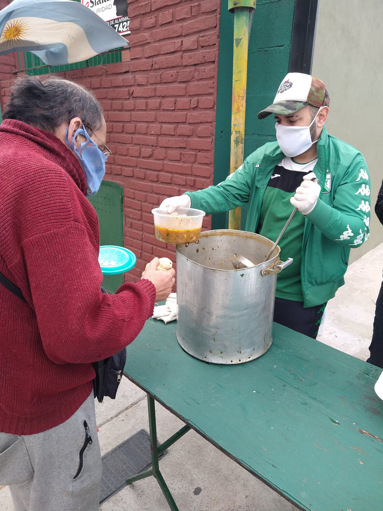 Locro Solidario en Caballito Locro Solidario en Caballito